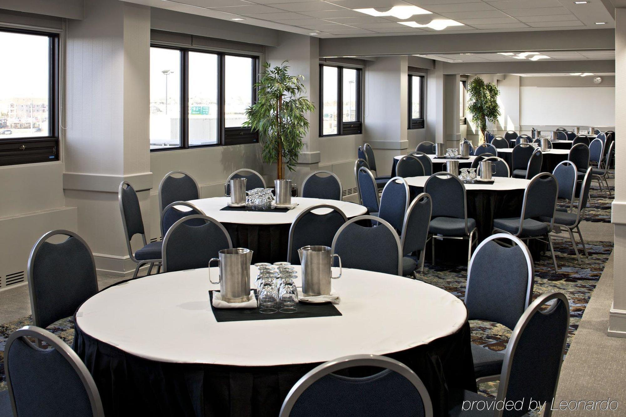 Delta Hotels By Marriott Edmonton South Conference Centre Eksteriør bilde